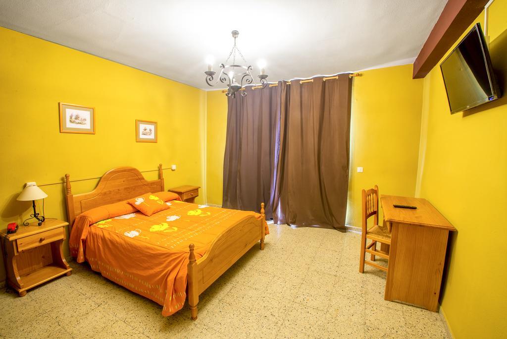 La Casona Del Pinar Albergue San Rafael Buitenkant foto