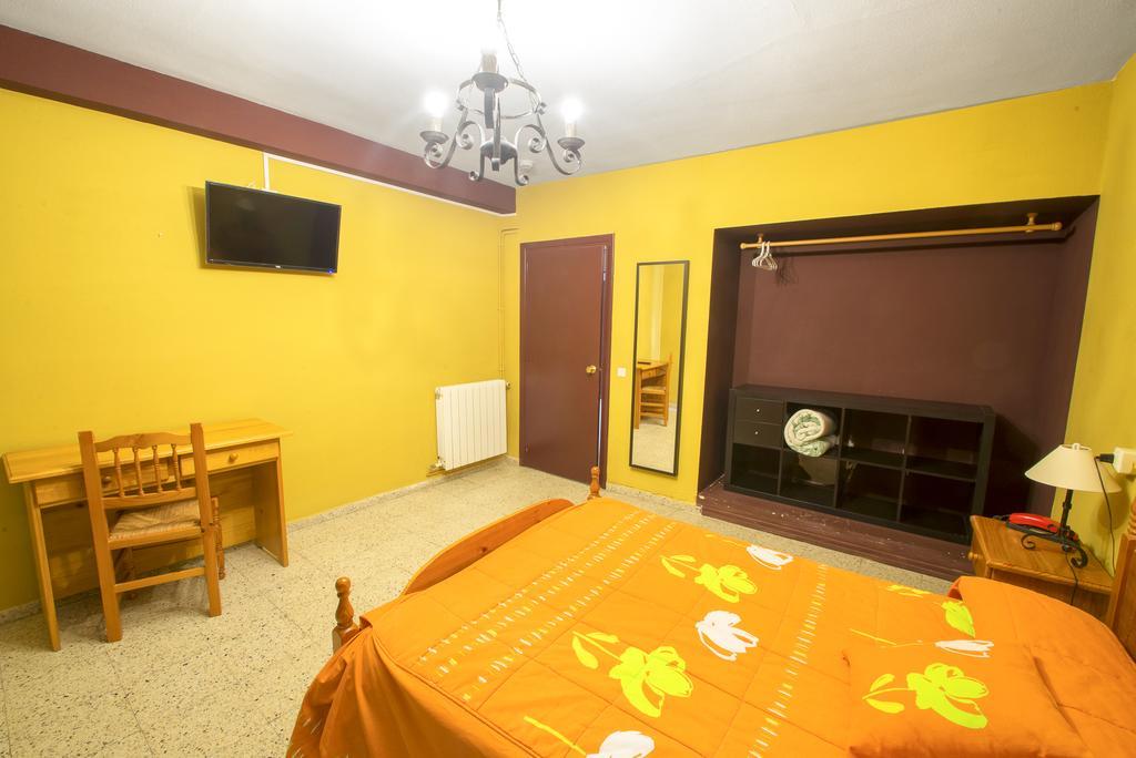 La Casona Del Pinar Albergue San Rafael Buitenkant foto